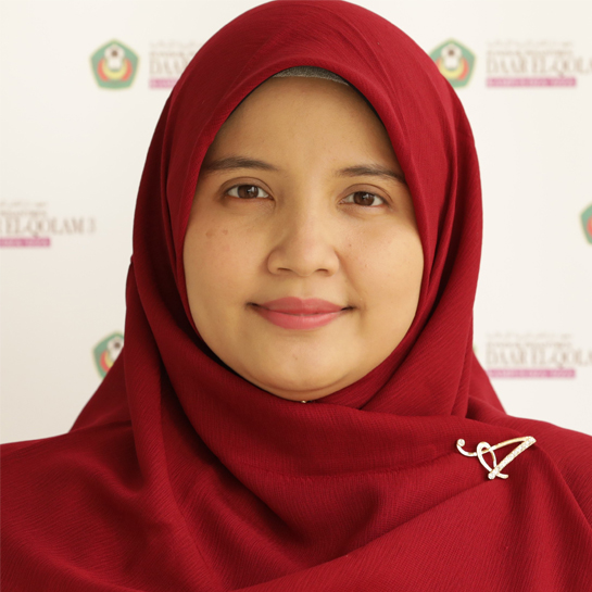 Ustadzah Hj. Raden Nur Tsawabit Fahiem Yasin Daar el-Qolam 3