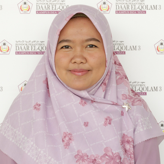 Ustazah Vini Safitri Daar el-Qolam 3
