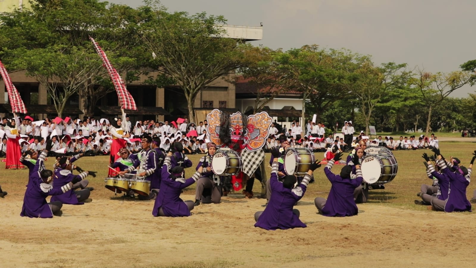 Pentas Marching Band Daar el-Qolam
