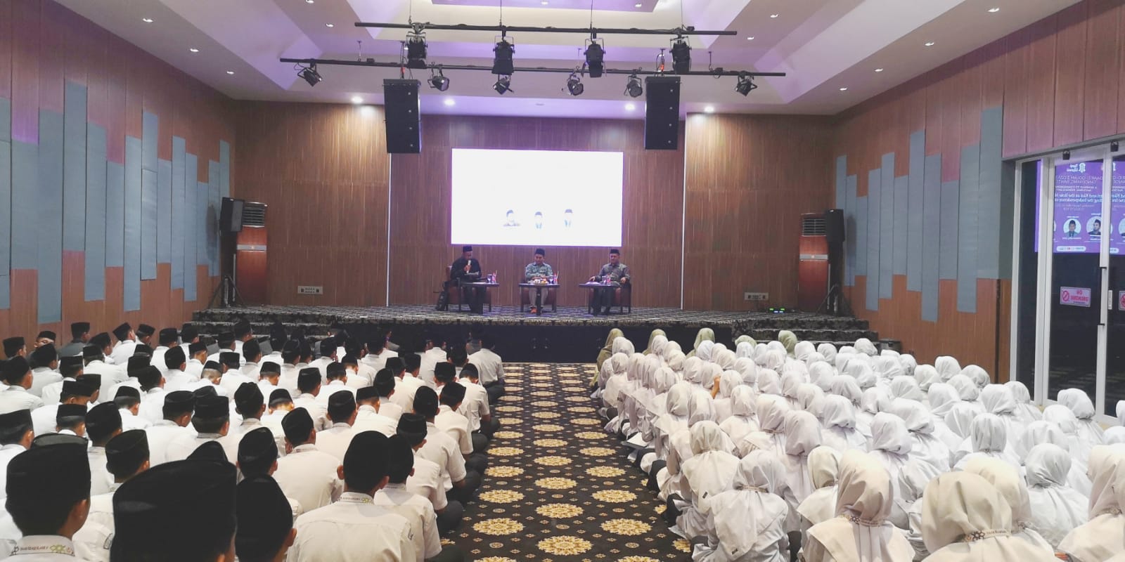 Peran Santri di Bidang Agama, Negara, Sains dan Teknologi