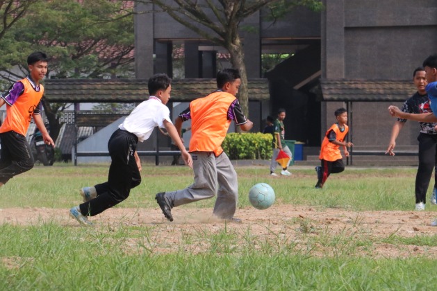 Setiap Anak Cerdas dengan Caranya Sendiri