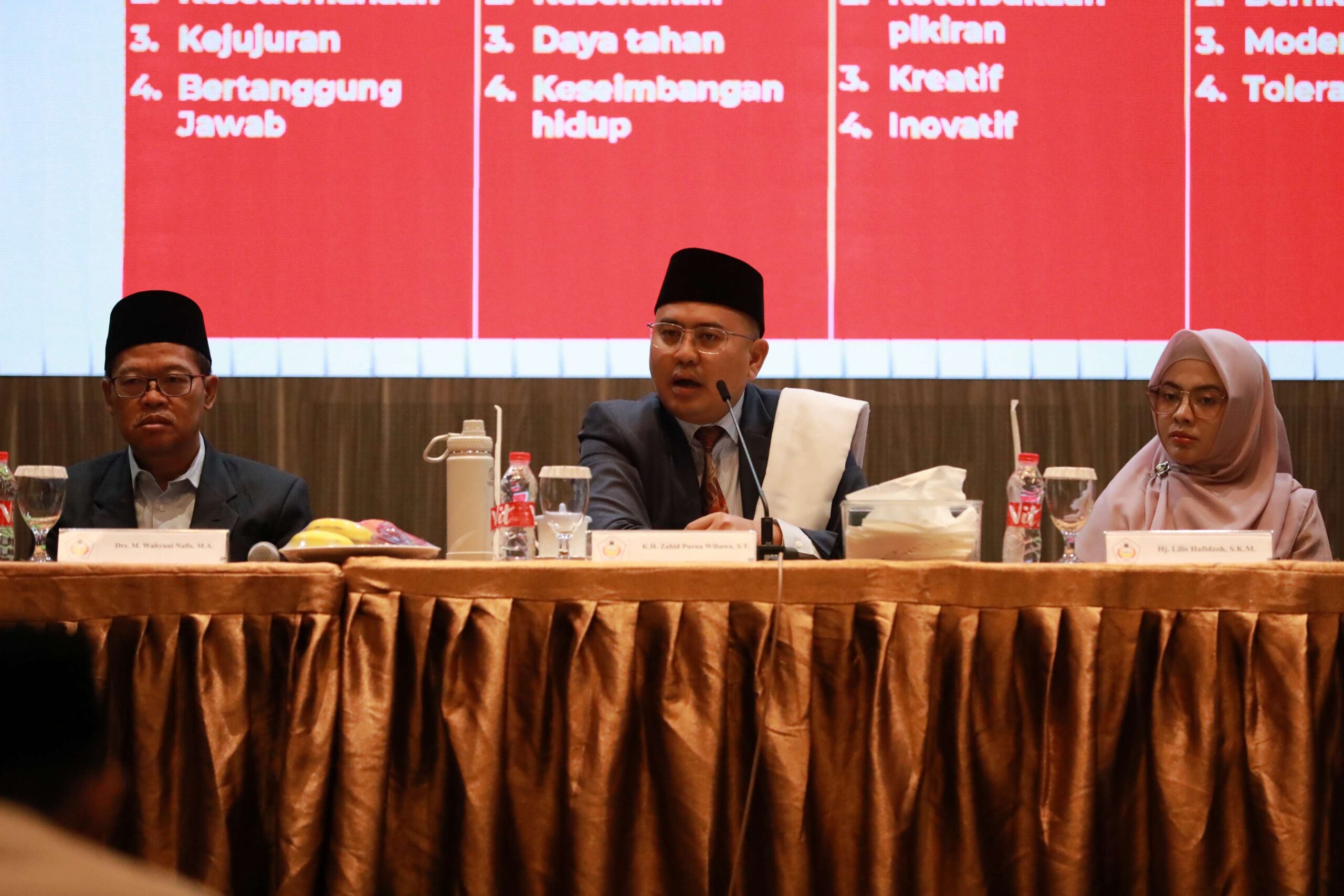 Pentingnya Pertanyaan Stimulatif dalam Pendidikan: Mudir al-Ma’had Tekankan Peran Guru sebagai Penggugah Pemikiran